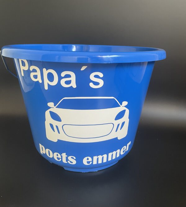 Papa’s poets emmer